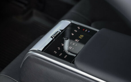 Toyota Camry, 2021 год, 3 700 000 рублей, 37 фотография