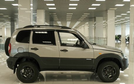Chevrolet Niva I рестайлинг, 2009 год, 252 000 рублей, 5 фотография