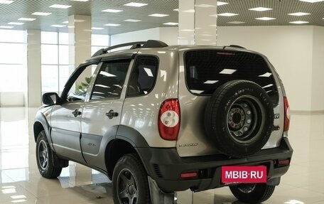 Chevrolet Niva I рестайлинг, 2009 год, 252 000 рублей, 4 фотография