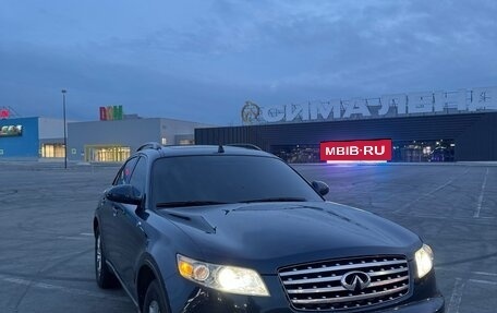 Infiniti FX I, 2005 год, 770 000 рублей, 2 фотография