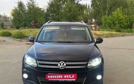 Volkswagen Tiguan I, 2011 год, 1 345 000 рублей, 2 фотография