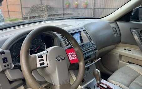 Infiniti FX I, 2005 год, 770 000 рублей, 5 фотография