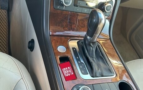 Volkswagen Touareg III, 2012 год, 2 100 000 рублей, 10 фотография