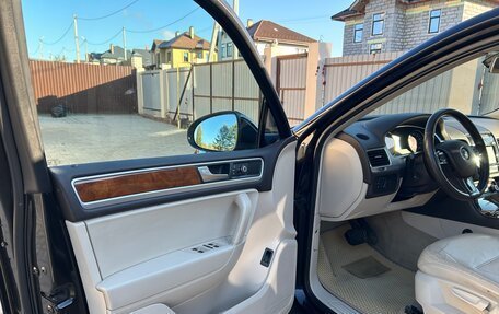 Volkswagen Touareg III, 2012 год, 2 100 000 рублей, 16 фотография