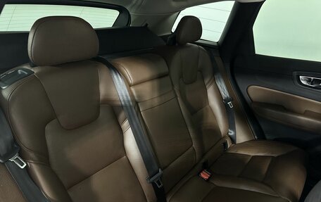 Volvo XC60 II, 2019 год, 3 100 000 рублей, 15 фотография