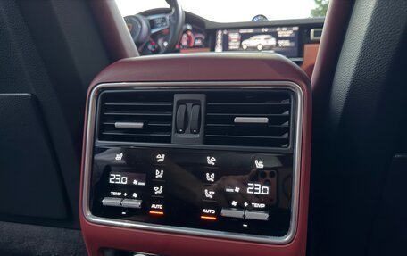 Porsche Cayenne III, 2021 год, 11 500 000 рублей, 12 фотография