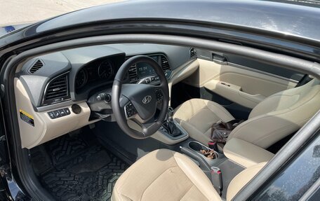 Hyundai Elantra VI рестайлинг, 2016 год, 1 240 000 рублей, 7 фотография
