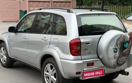 Toyota RAV4, 2004 год, 1 300 000 рублей, 3 фотография