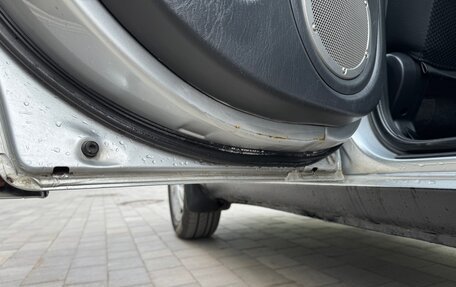 Toyota RAV4, 2004 год, 1 300 000 рублей, 16 фотография