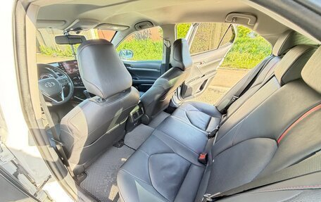 Toyota Camry, 2021 год, 3 350 000 рублей, 8 фотография