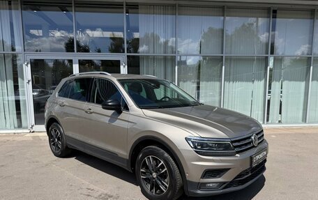 Volkswagen Tiguan II, 2019 год, 2 840 000 рублей, 3 фотография