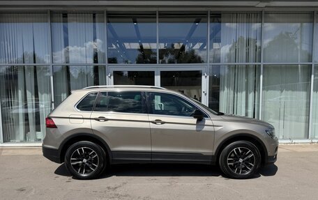 Volkswagen Tiguan II, 2019 год, 2 840 000 рублей, 4 фотография