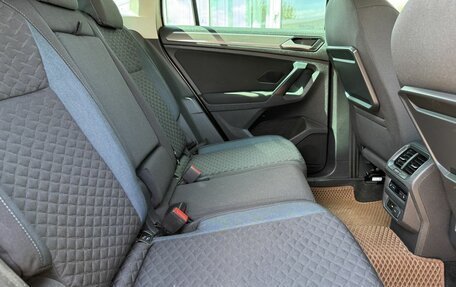 Volkswagen Tiguan II, 2019 год, 2 840 000 рублей, 11 фотография