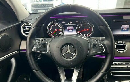 Mercedes-Benz E-Класс, 2017 год, 2 100 000 рублей, 13 фотография