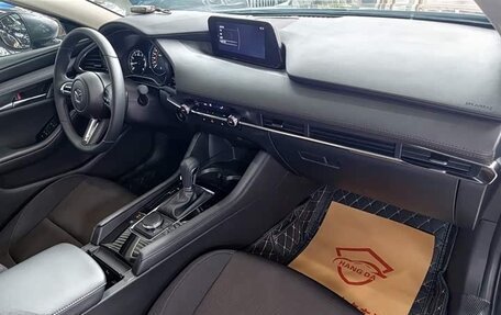 Mazda 3, 2026 год, 2 394 000 рублей, 11 фотография