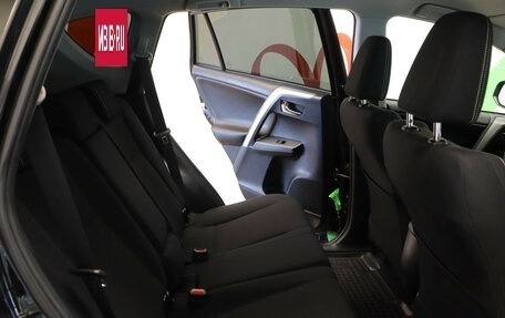 Toyota RAV4, 2018 год, 1 990 000 рублей, 22 фотография