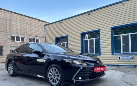 Toyota Camry, 2021 год, 2 950 000 рублей, 6 фотография
