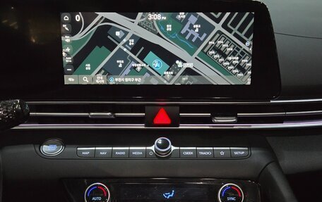 Hyundai Elantra, 2023 год, 1 799 000 рублей, 11 фотография