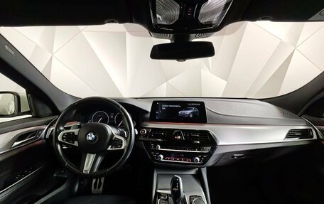 BMW 6 серия, 2019 год, 3 850 000 рублей, 11 фотография