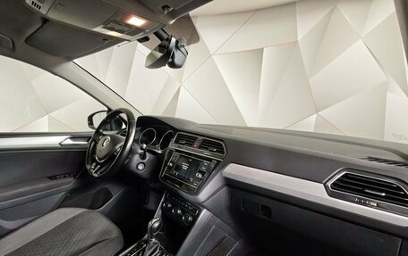 Volkswagen Tiguan II, 2017 год, 1 943 000 рублей, 13 фотография