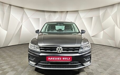 Volkswagen Tiguan II, 2017 год, 1 943 000 рублей, 7 фотография