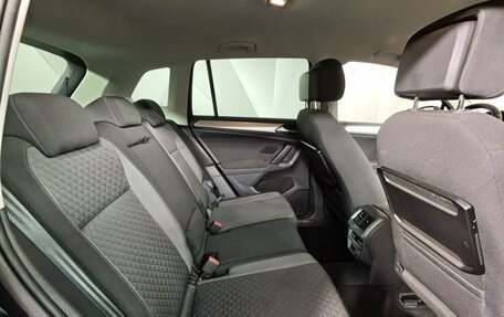 Volkswagen Tiguan II, 2017 год, 1 943 000 рублей, 16 фотография