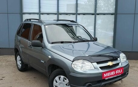 Chevrolet Niva I рестайлинг, 2011 год, 460 000 рублей, 2 фотография