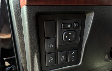 Toyota Land Cruiser Prado 150 рестайлинг 2, 2016 год, 3 200 000 рублей, 6 фотография