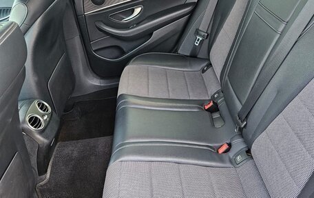 Mercedes-Benz E-Класс, 2018 год, 2 700 000 рублей, 15 фотография