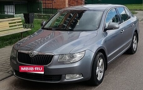 Skoda Superb III рестайлинг, 2011 год, 800 000 рублей, 1 фотография