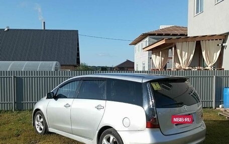 Mitsubishi Grandis, 2004 год, 567 000 рублей, 2 фотография