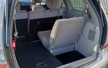 Mitsubishi Grandis, 2004 год, 567 000 рублей, 11 фотография