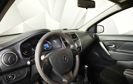 Renault Logan II, 2018 год, 599 000 рублей, 17 фотография