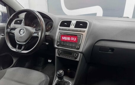 Volkswagen Polo VI (EU Market), 2016 год, 1 099 900 рублей, 9 фотография