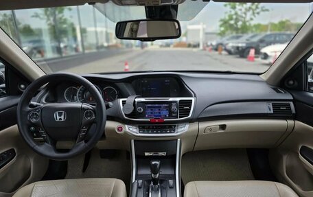Honda Accord IX рестайлинг, 2013 год, 1 500 000 рублей, 11 фотография