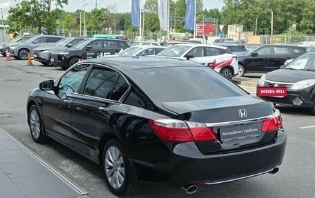 Honda Accord IX рестайлинг, 2013 год, 1 500 000 рублей, 9 фотография