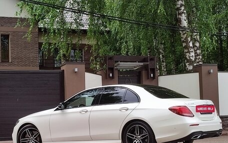 Mercedes-Benz E-Класс, 2017 год, 5 240 000 рублей, 2 фотография