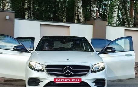 Mercedes-Benz E-Класс, 2017 год, 5 240 000 рублей, 20 фотография