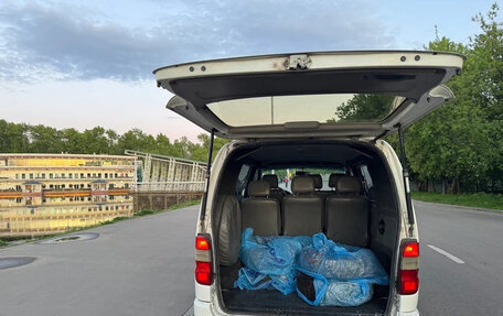 Toyota HiAce, 2002 год, 899 000 рублей, 12 фотография