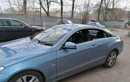 Mercedes-Benz E-Класс, 2010 год, 1 300 000 рублей, 7 фотография