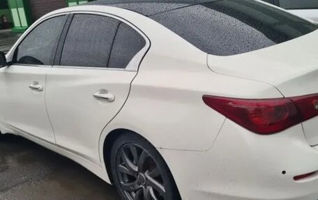 Infiniti Q50 I рестайлинг, 2014 год, 1 100 000 рублей, 3 фотография