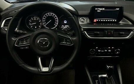 Mazda 6, 2017 год, 1 790 000 рублей, 13 фотография
