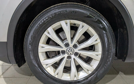 Volkswagen Tiguan II, 2019 год, 2 130 000 рублей, 12 фотография