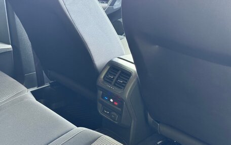 Volkswagen Tiguan II, 2020 год, 2 450 000 рублей, 19 фотография