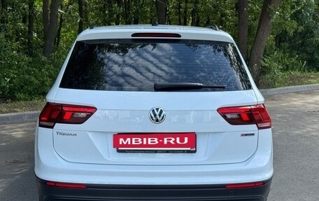 Volkswagen Tiguan II, 2020 год, 2 450 000 рублей, 15 фотография