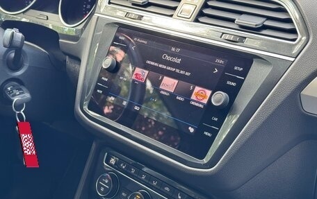 Volkswagen Tiguan II, 2020 год, 2 450 000 рублей, 21 фотография