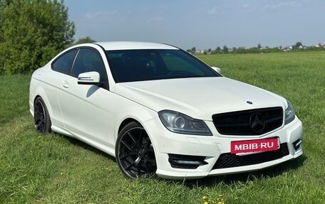 Mercedes-Benz C-Класс, 2011 год, 1 170 000 рублей, 3 фотография