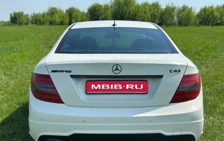 Mercedes-Benz C-Класс, 2011 год, 1 170 000 рублей, 4 фотография