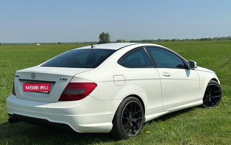 Mercedes-Benz C-Класс, 2011 год, 1 170 000 рублей, 6 фотография