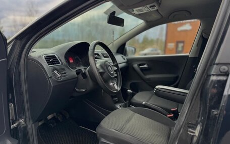 Volkswagen Polo VI (EU Market), 2011 год, 500 000 рублей, 12 фотография